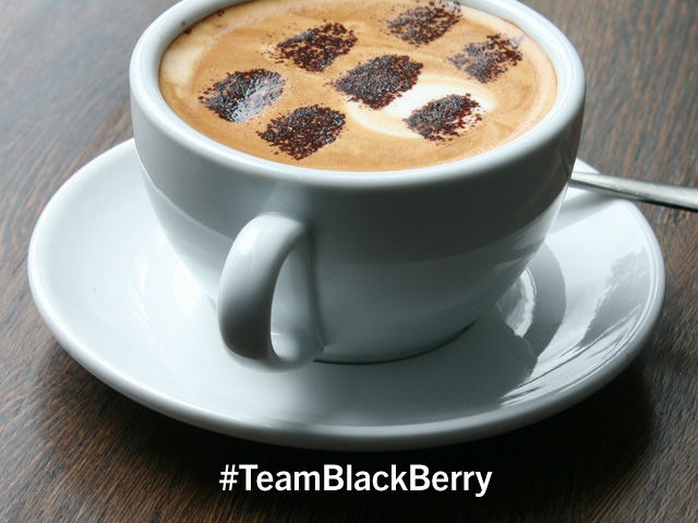BB_Wallpapers_640x480_Bold_9900_Wallpaper_3.jpg